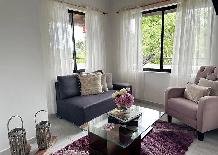 Cabanas Con Jacuzzi Y Chimenea - Casa Floral, Marinilla