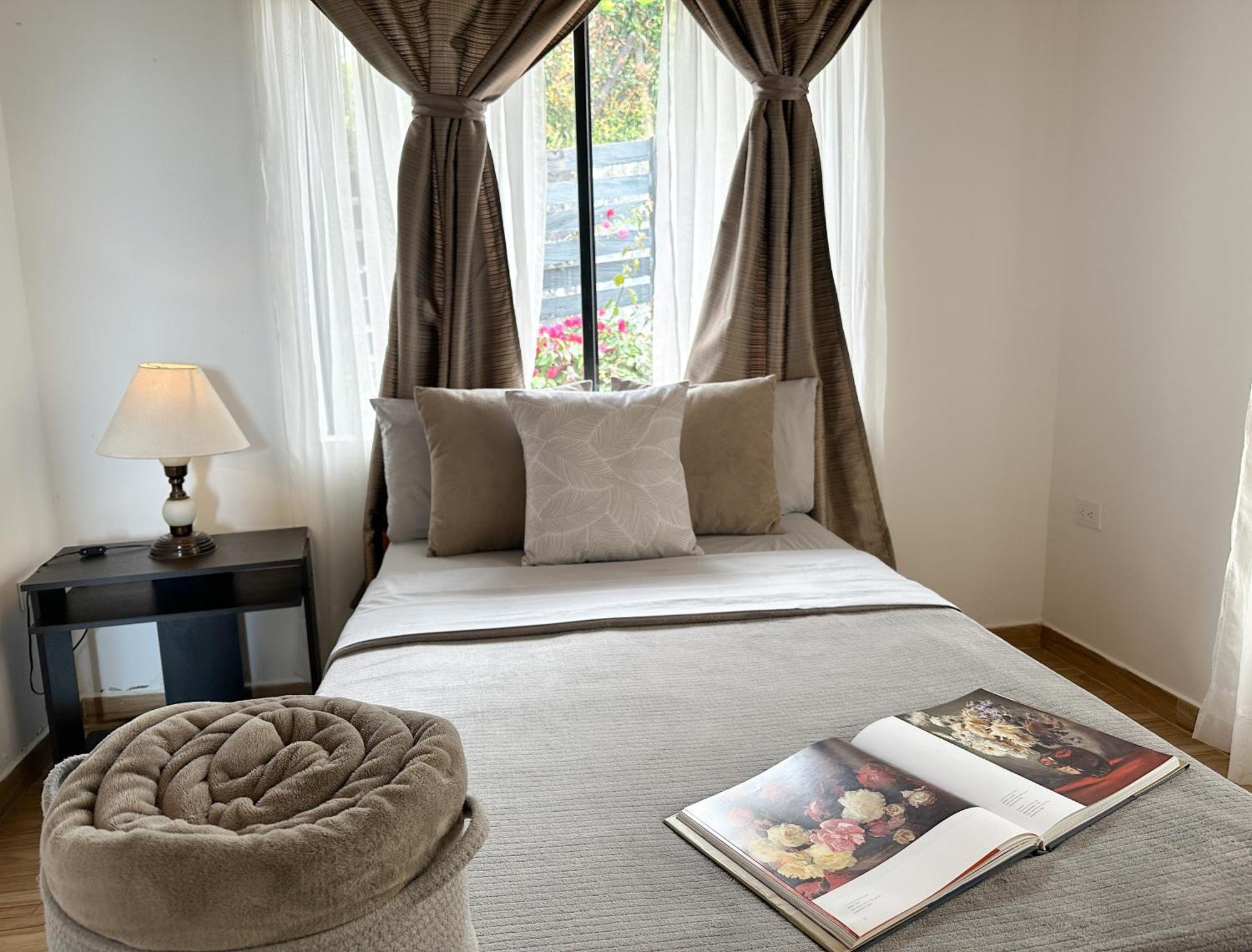 Apartment Con Jacuzzi Y Chimenea - Casa Floral, Marinilla