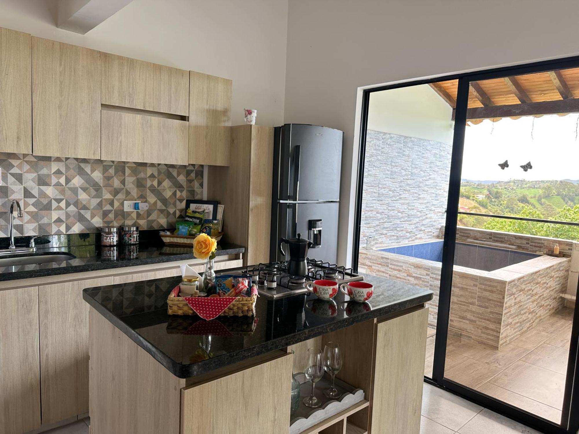 Con Jacuzzi Y Chimenea - Casa Floral, * Marinilla